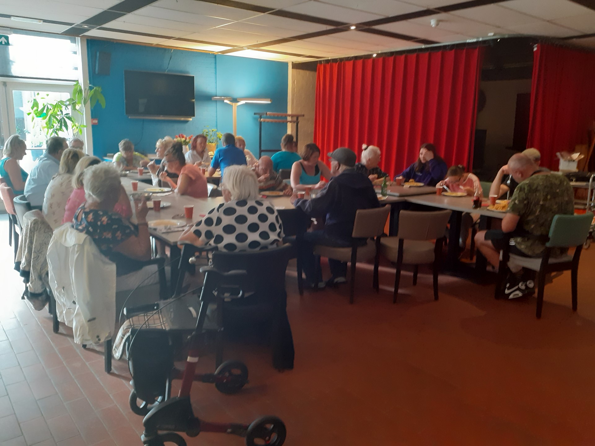 30-6 Hoek van Holland - Bedrage voor &#39;De Schuilplaats Kookt&#39;