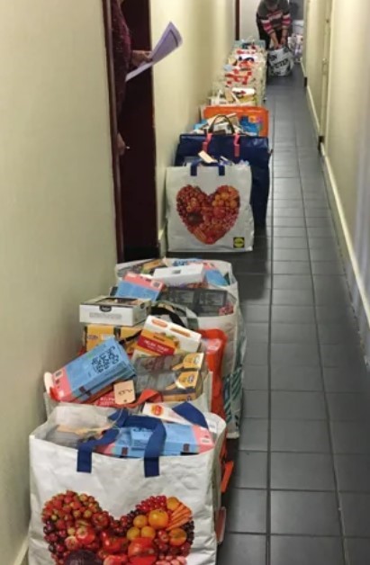 20221119 Rozenburg - Kerstattenties kerken